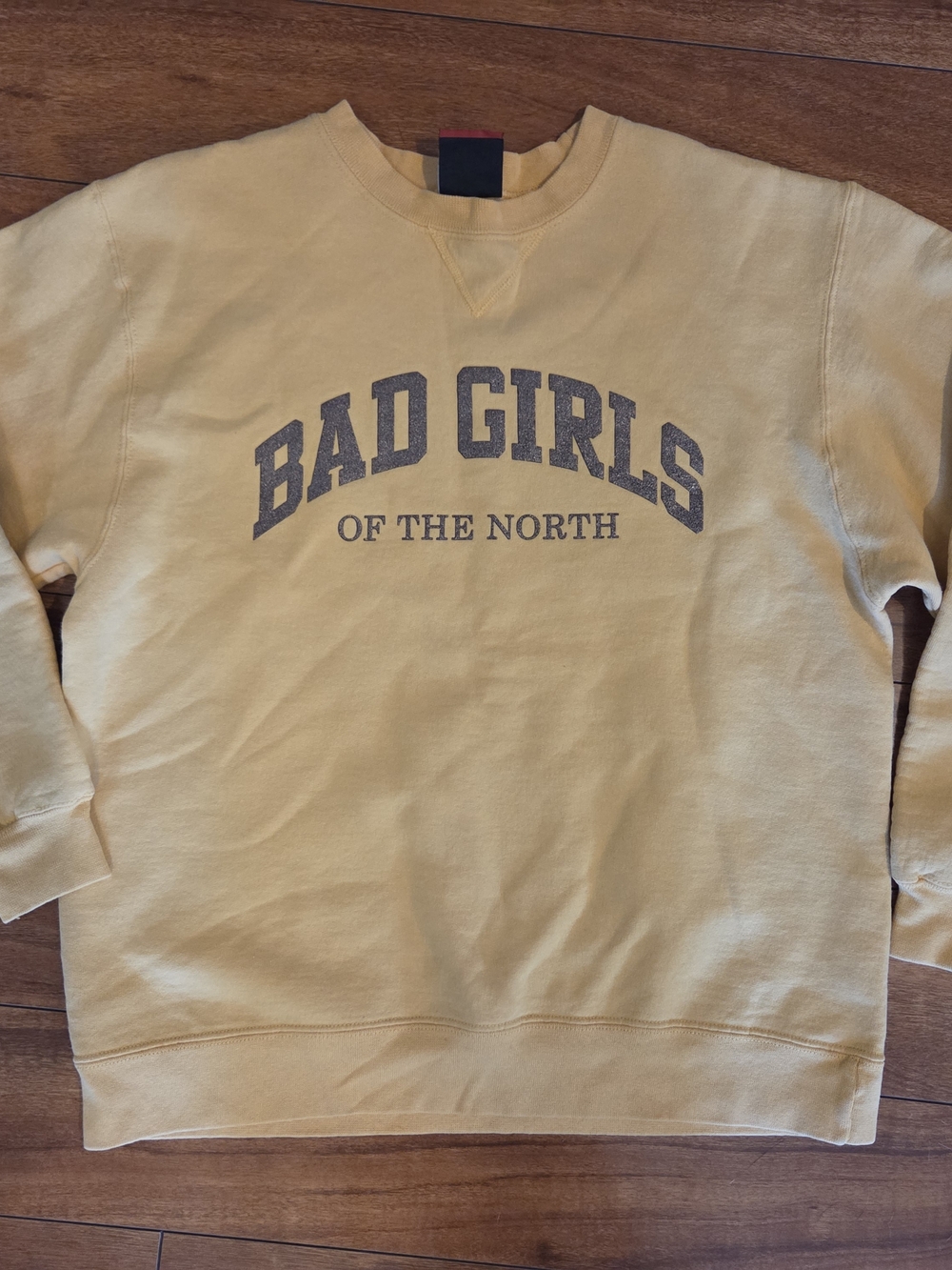 Woman's Hanes 'Bad Girls Of The North' Yellow Crewneck Sweater - Size M